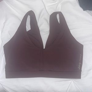 GYMSHARKx WHITNEY SIMMONS sports bra